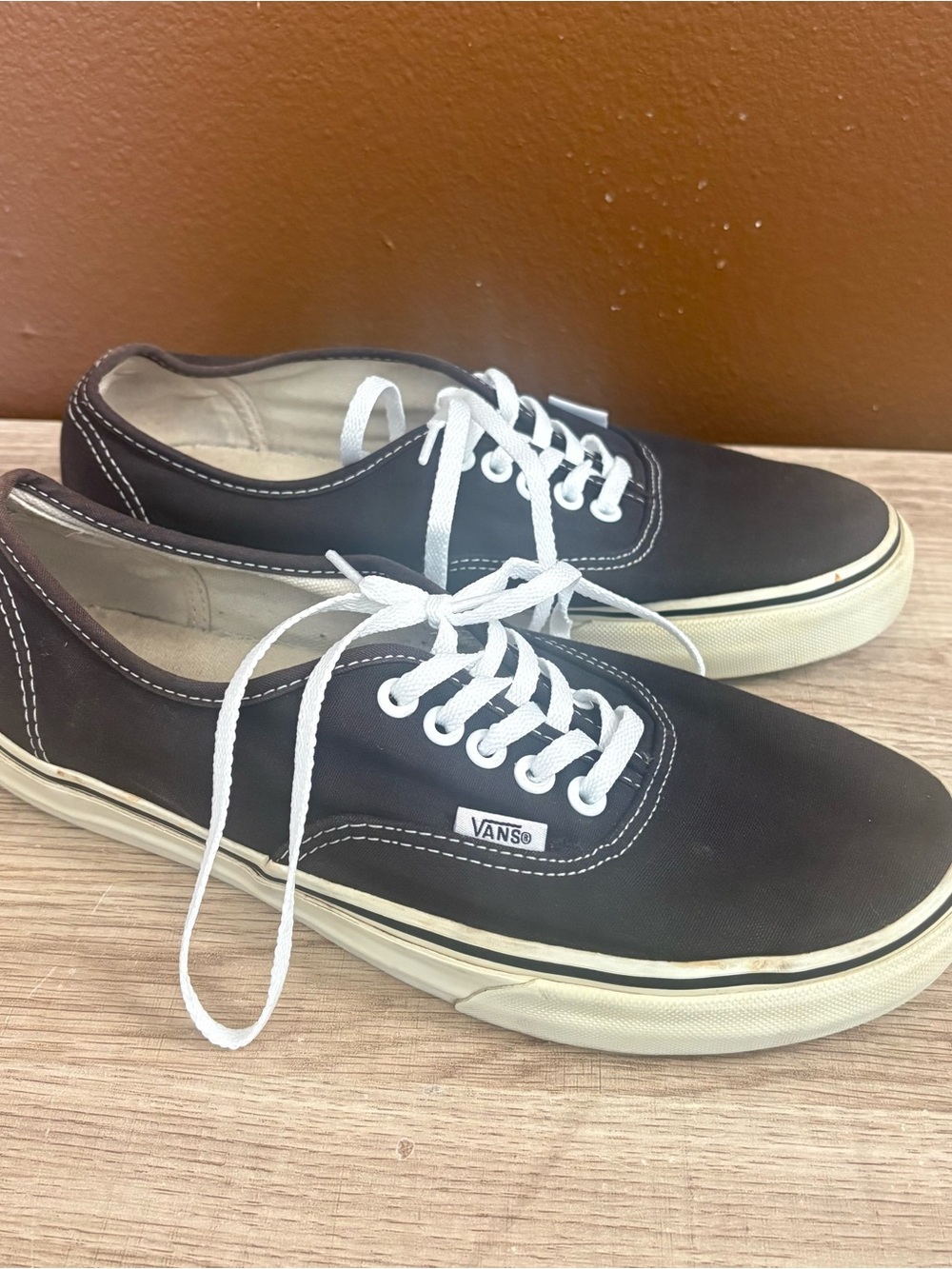 Vans Black Authentic low top Sneakers, Men’s Size 9, Women’s 10.5